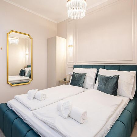 Kiraly 33 - Hidden Gem - Best Location By Bqa Budapest Ngoại thất bức ảnh