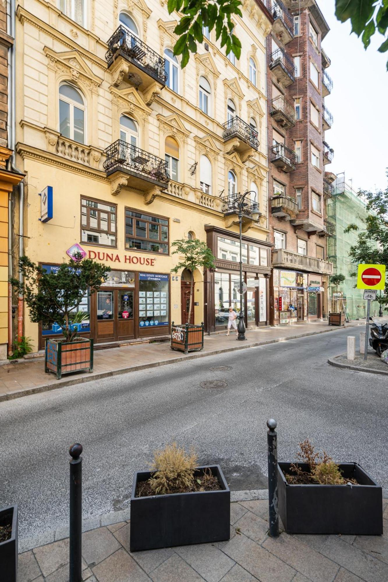 Kiraly 33 - Hidden Gem - Best Location By Bqa Budapest Ngoại thất bức ảnh